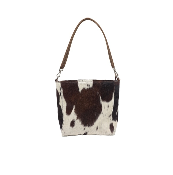 Preview: CASSIE SHERPA